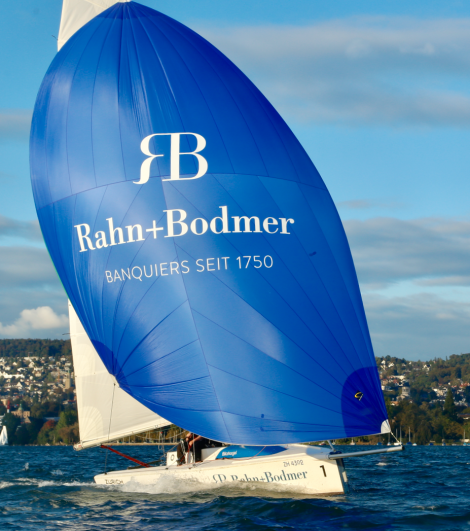 mOcean Segelboot mit Logo von Rahn+Bodmer Co,